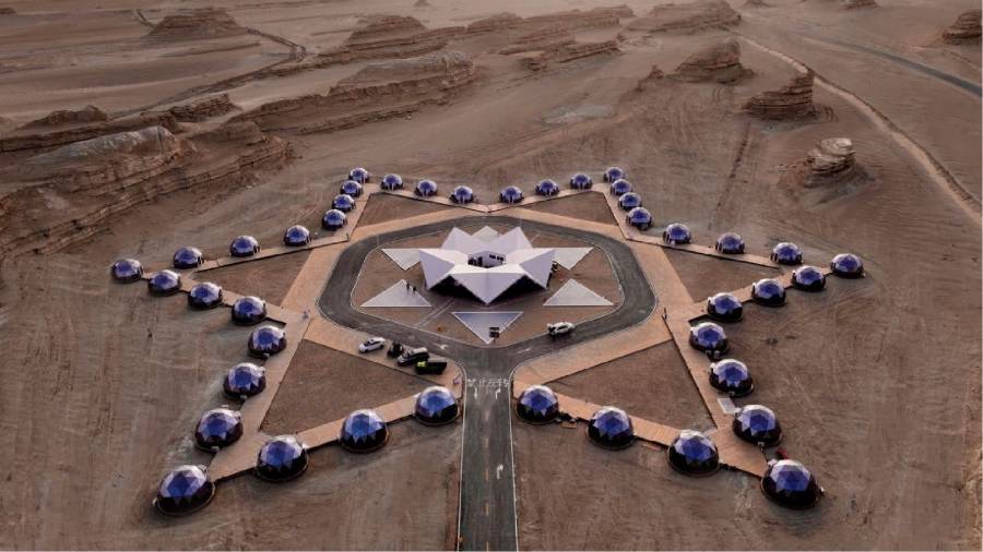 火星移民预演场——模拟外星环境的极端生存训练尼木县户外野奢帐篷实验项目